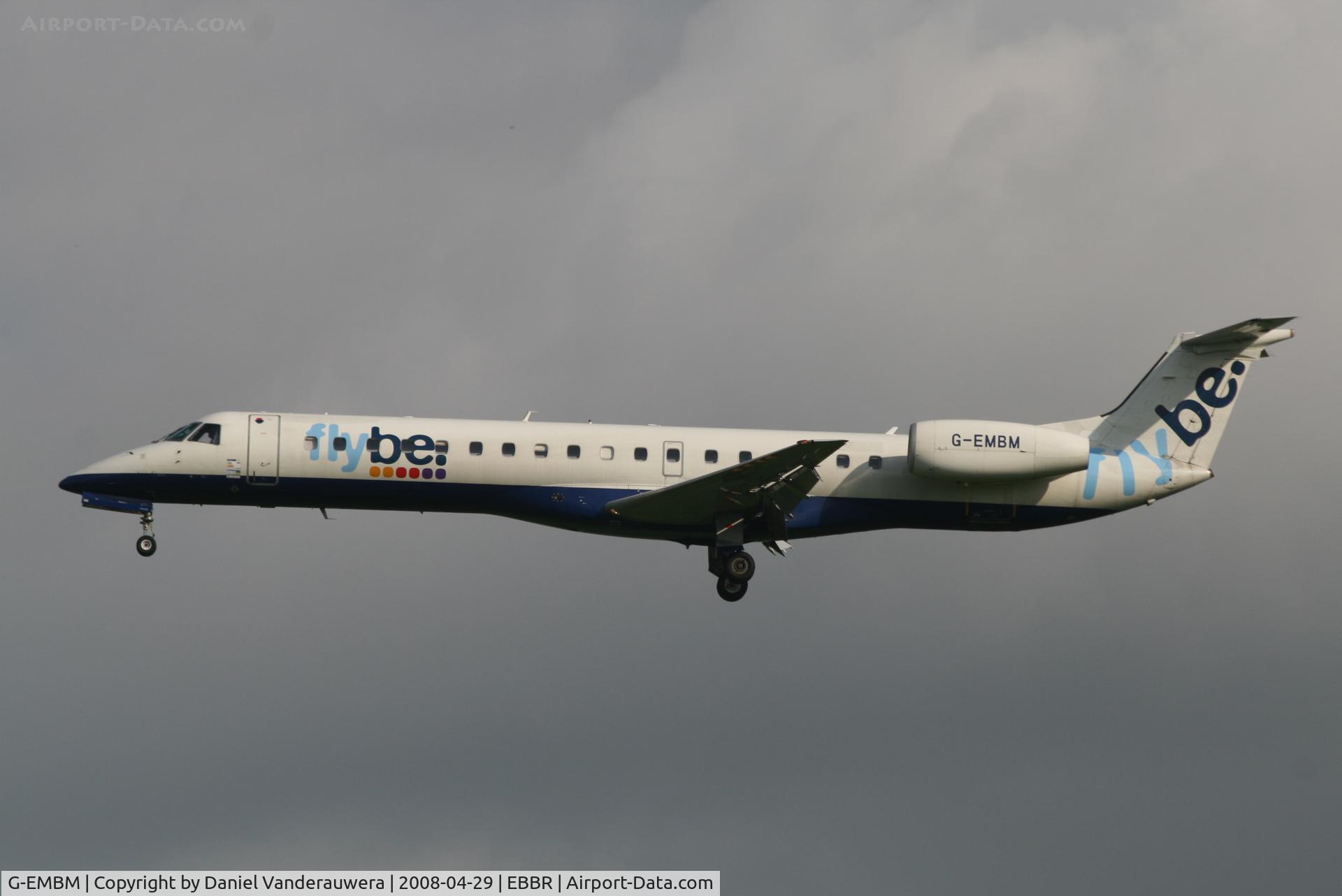 G-EMBM, 1999 Embraer EMB-145EU (ERJ-145EU) C/N 145196, arrival of flight BE1841 to rwy 25L