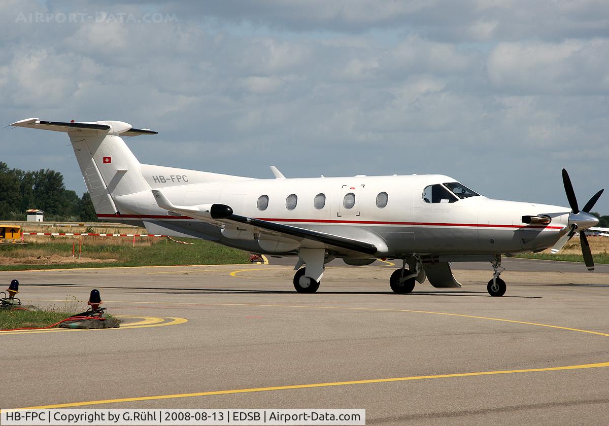 HB-FPC, 2001 Pilatus PC-12/45 C/N 422, Moliair Pilatus PC-12/45