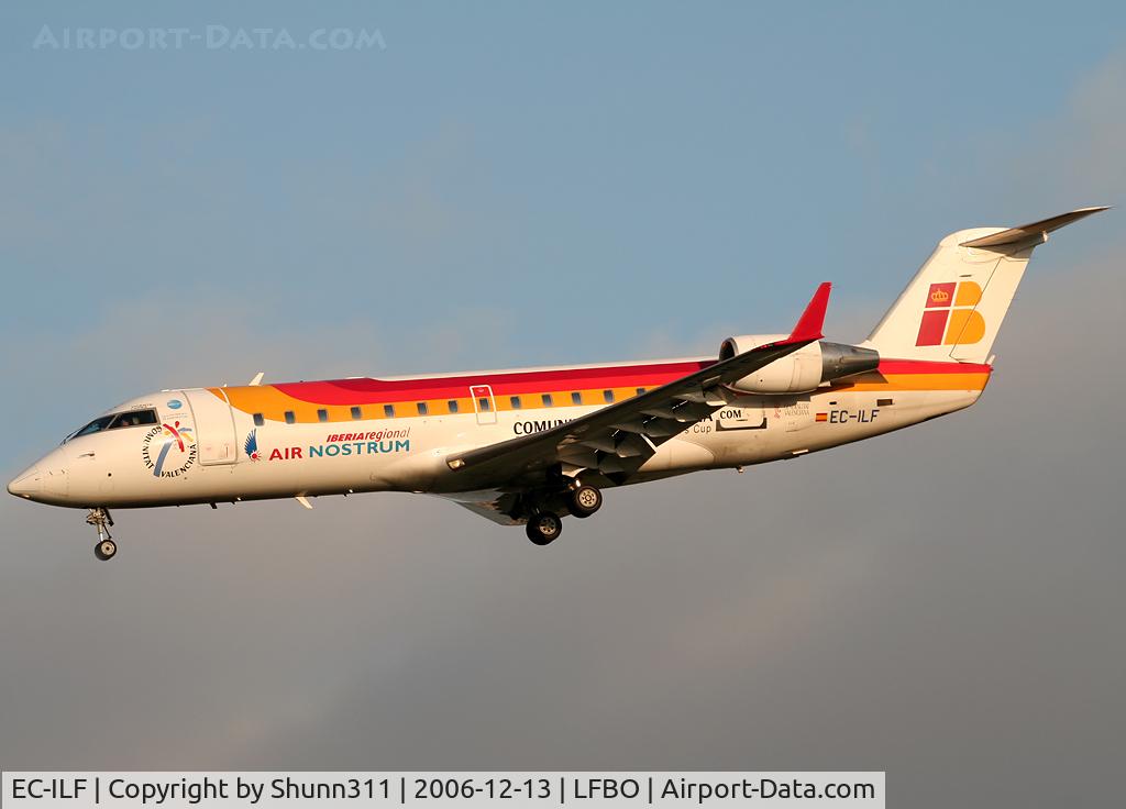 EC-ILF, 2003 Canadair CRJ-200 (CL-600-2B19) C/N 7746, Landing rwy 32L