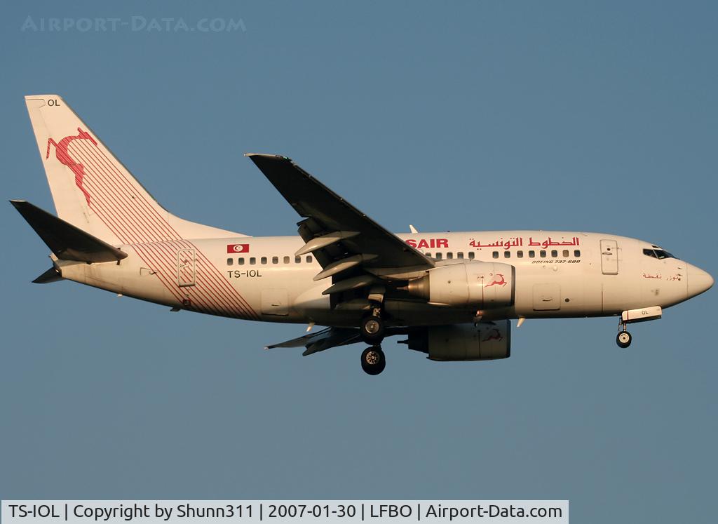 TS-IOL, 1999 Boeing 737-6H3 C/N 29497, Landing rwy 14R