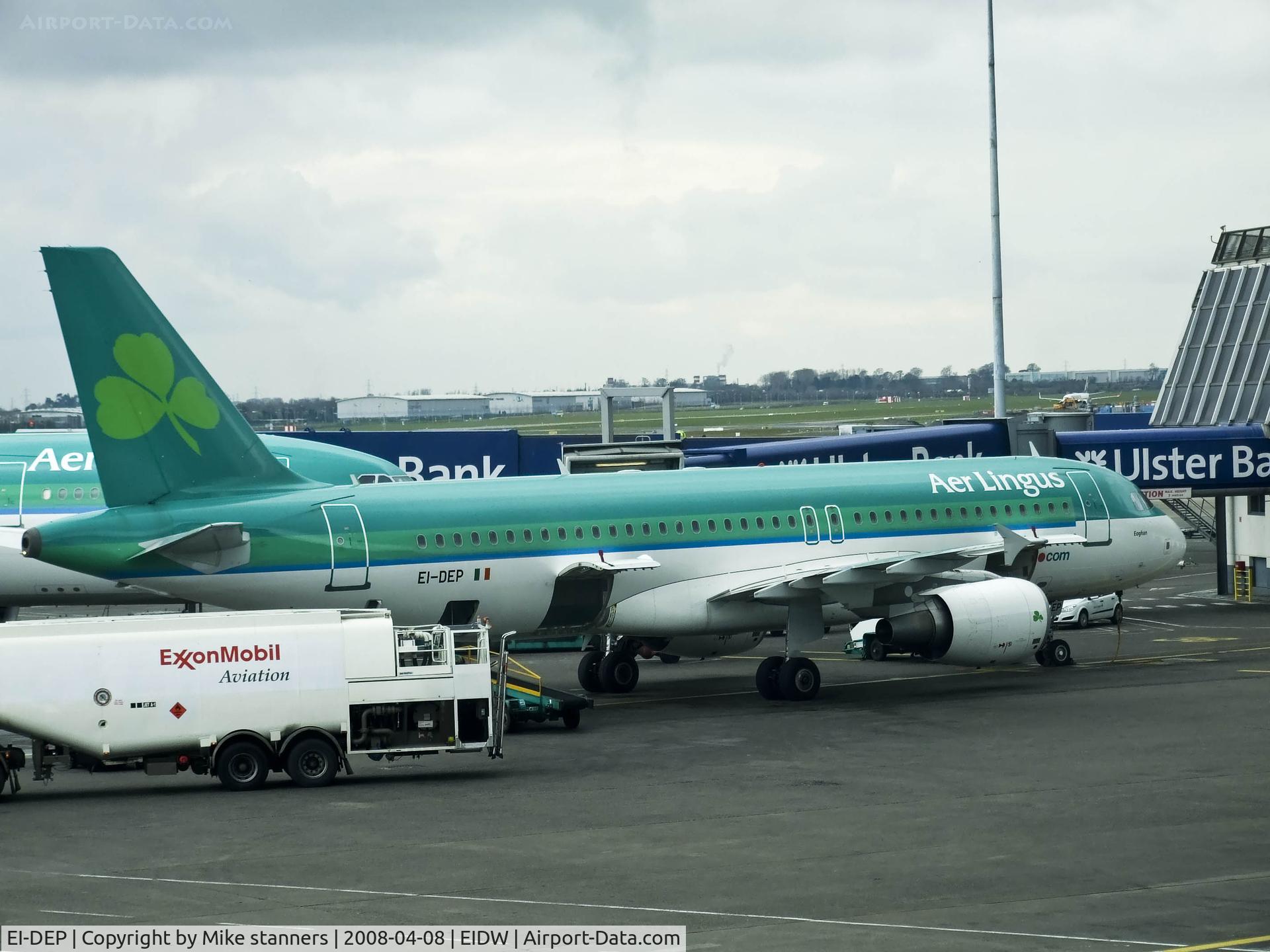 EI-DEP, 2005 Airbus A320-214 C/N 2542, Aer lingus A320 seen here at its home base