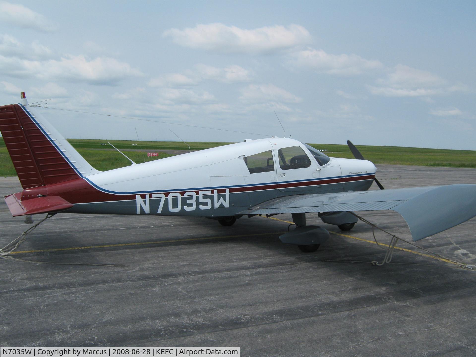 N7035W, 1962 Piper PA-28-180 C/N 28-718, On The Ramp At KEFC