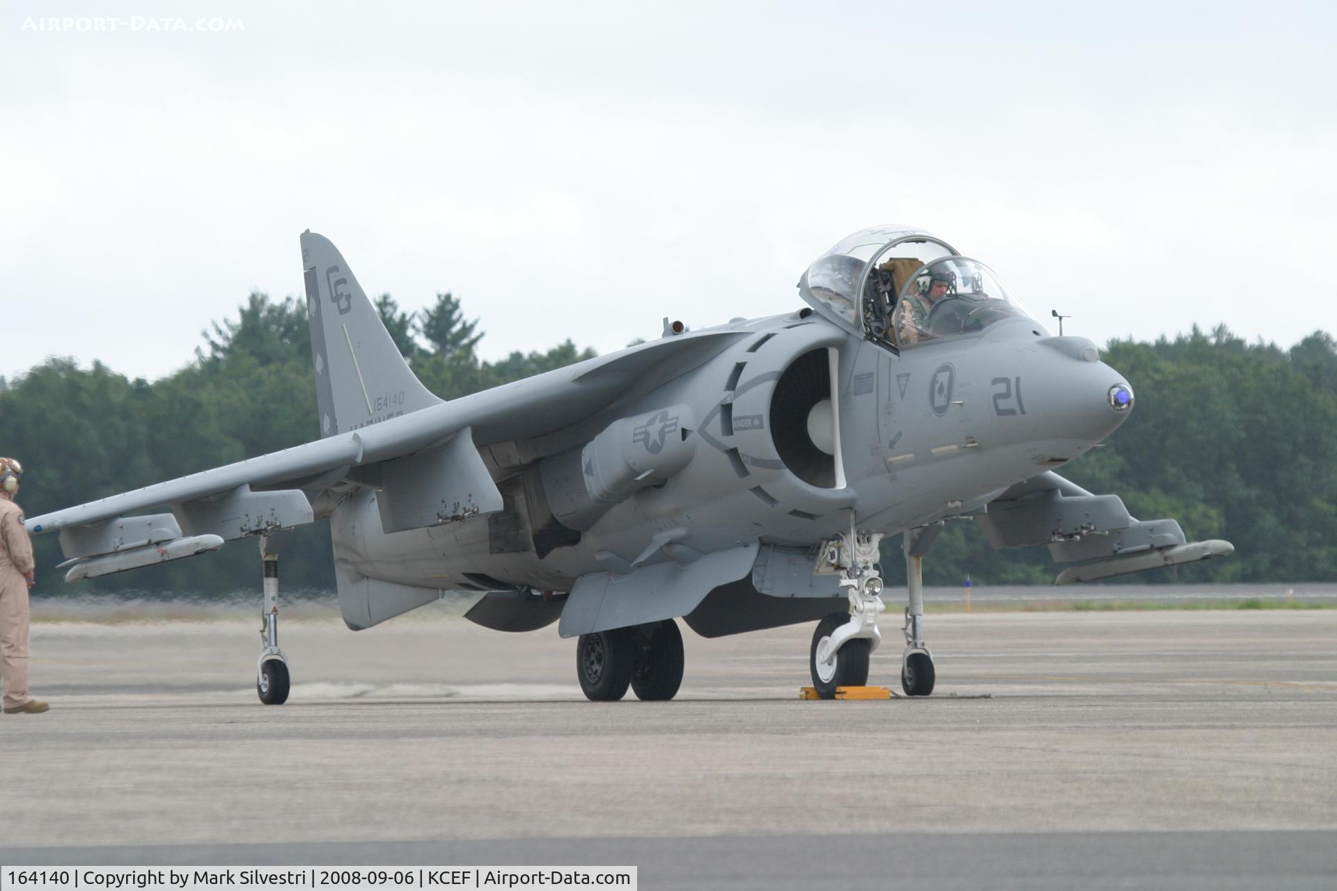 164140, McDonnell Douglas AV-8B Harrier II C/N 213, Westover ARB 2008