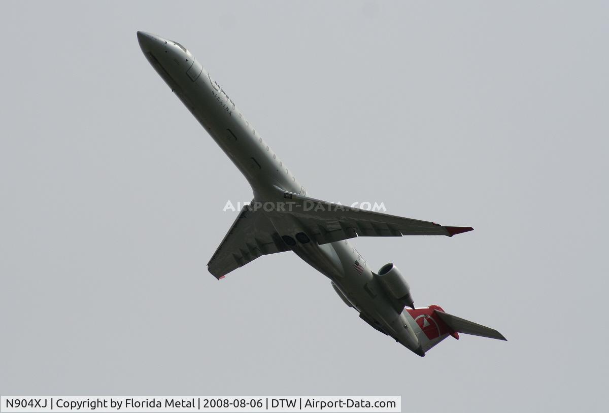 N904XJ, 2007 Bombardier CRJ-900ER (CL-600-2D24) C/N 15135, Mesaba CRJ-900