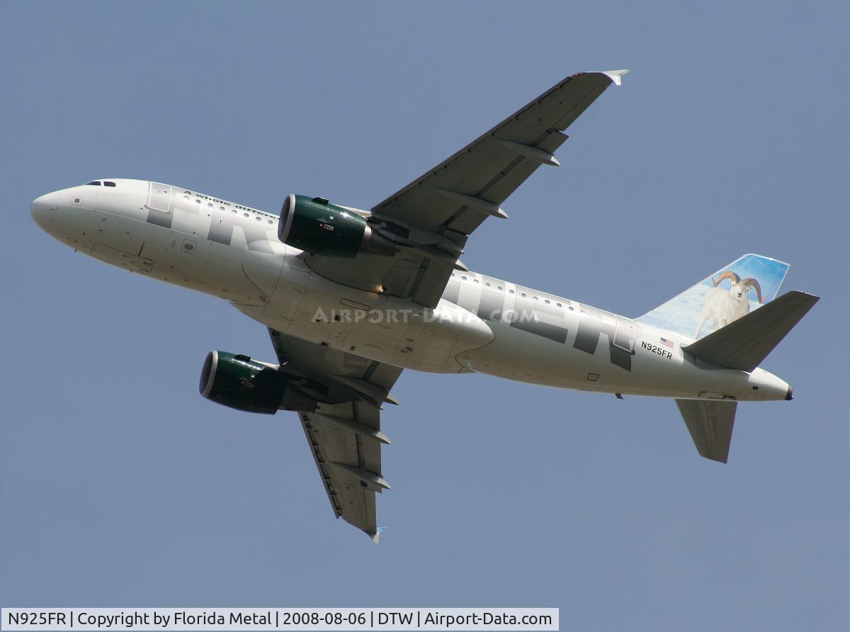 N925FR, 2004 Airbus A319-111 C/N 2103, Frontier 