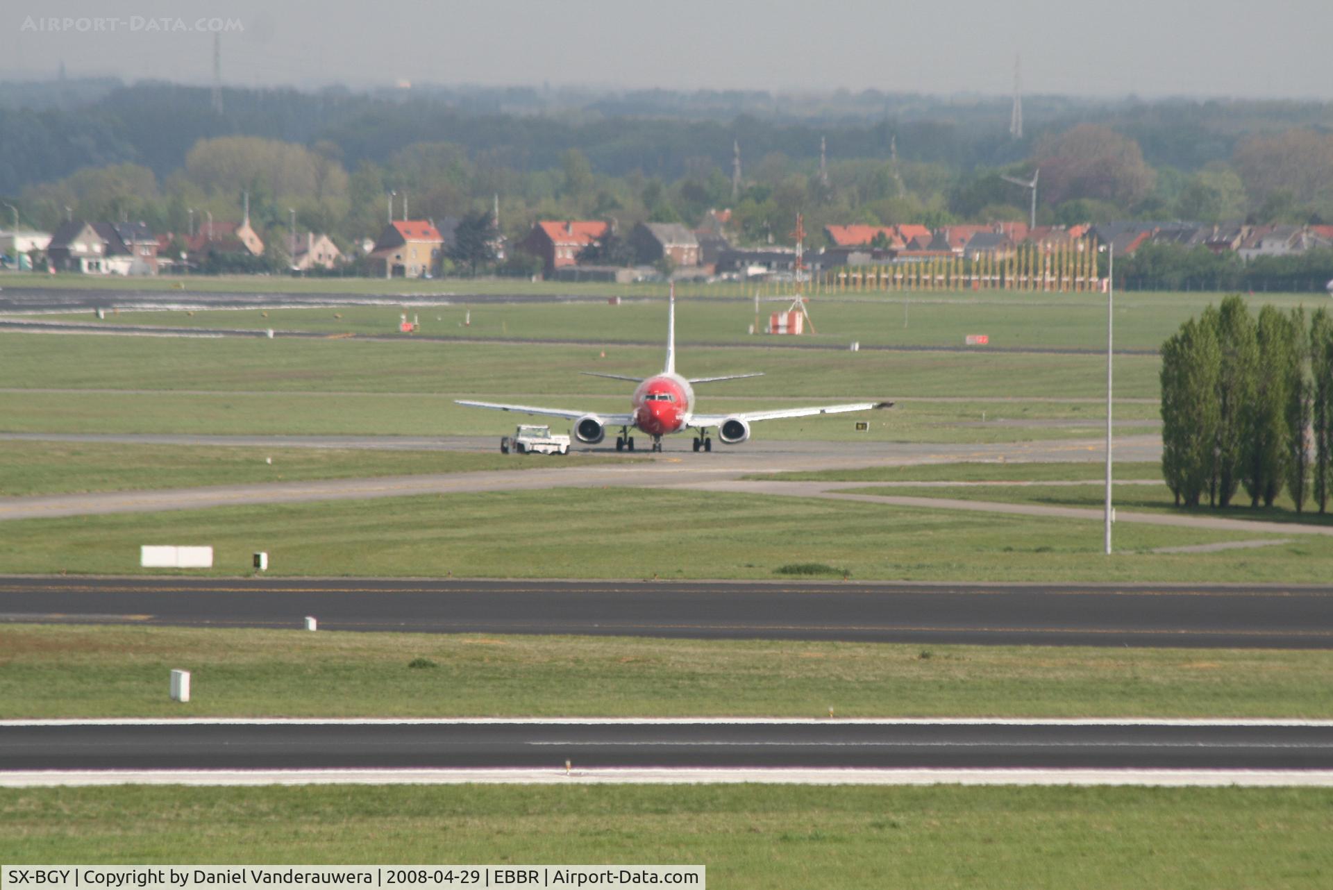 SX-BGY, 1998 Boeing 737-31S C/N 29100, engines testing