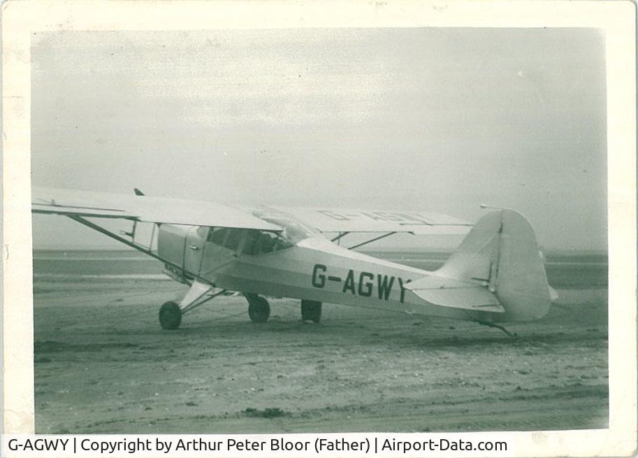 G-AGWY, Auster J-1 Autocrat C/N 1880, G-AGWY