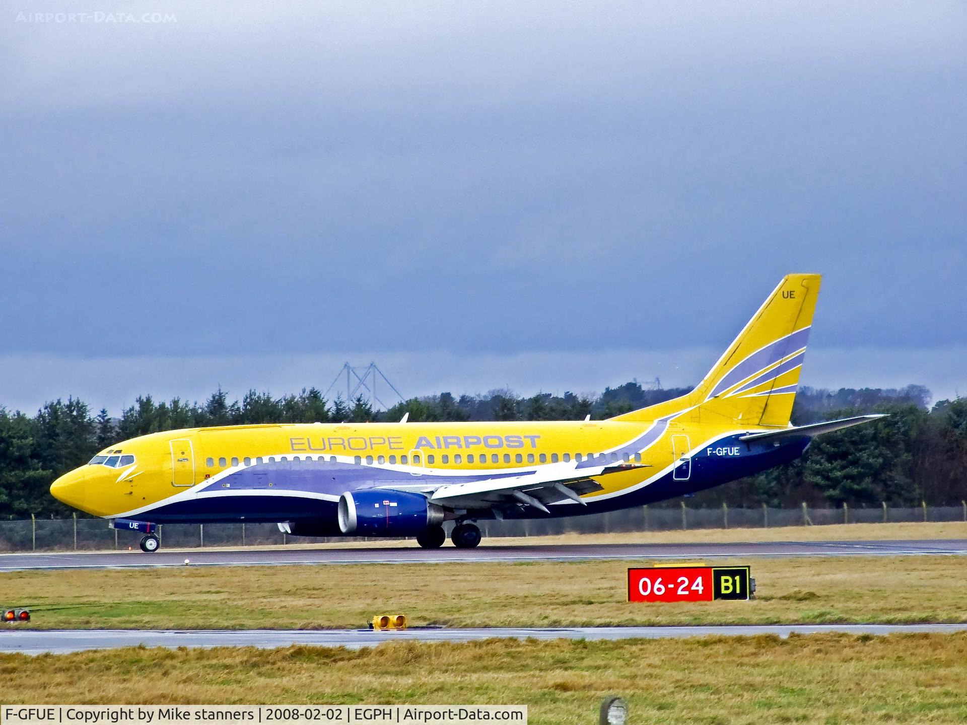 F-GFUE, 1989 Boeing 737-3B3QC C/N 24387, Airpost B737 Arriving at EDI on rwy24