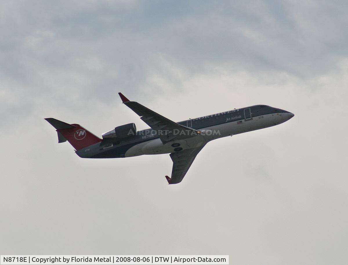 N8718E, 2002 Bombardier CRJ-200 (CL-600-2B19) C/N 7718, Pinnacle CRJ-200