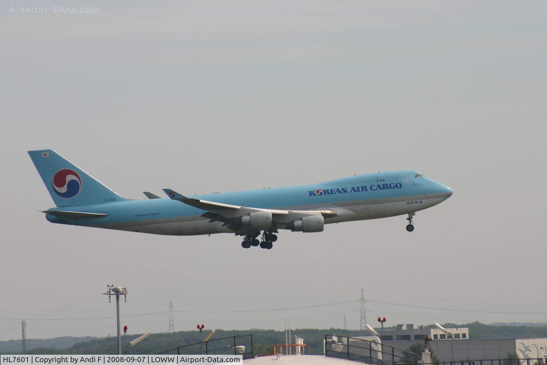 HL7601, 2004 Boeing 747-4B5F/SCD C/N 33949, WOW