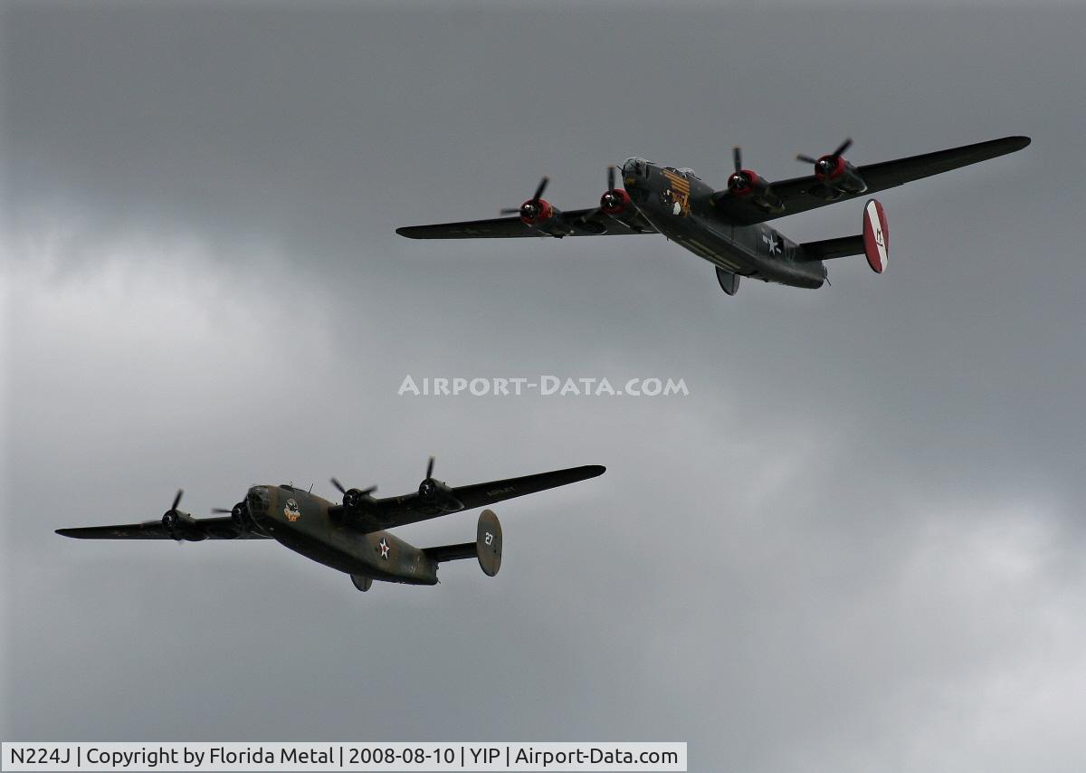 N224J, 1944 Consolidated B-24J-85-CF Liberator C/N 1347 (44-44052), B-24s in formation