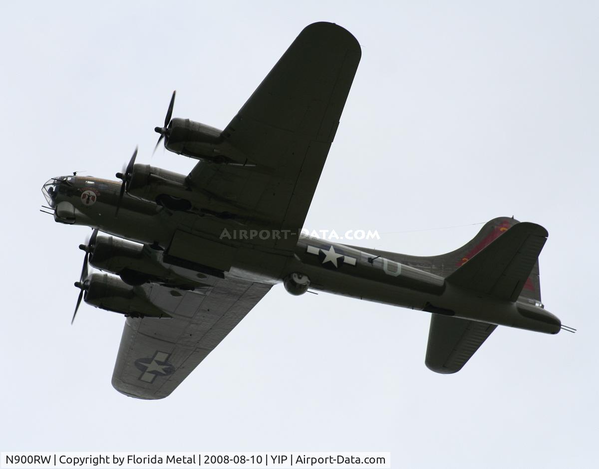 N900RW, 1944 Boeing B-17G Flying Fortress C/N 8627, B-17 Thunderbird