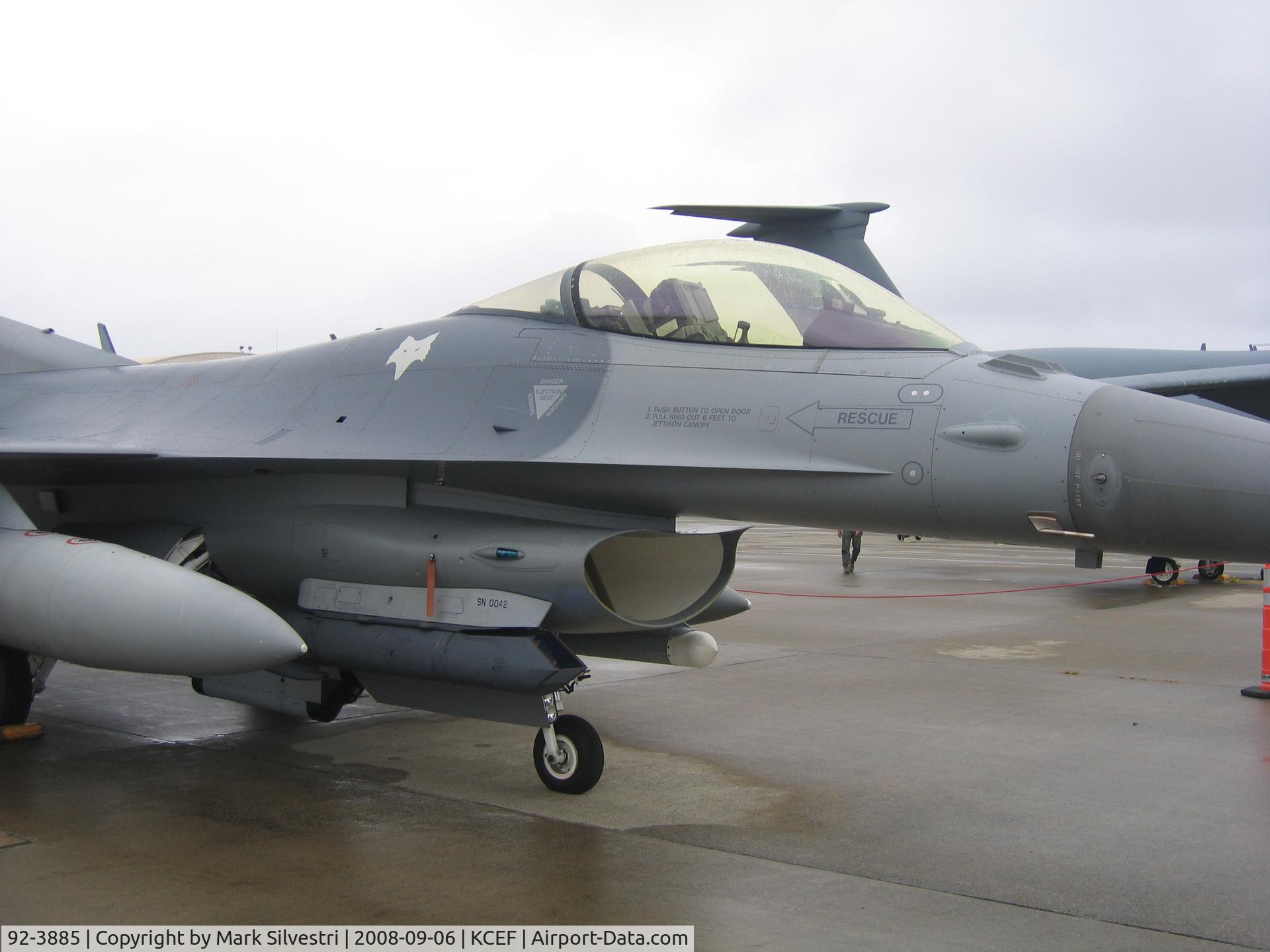 92-3885, Lockheed F-16CJ Fighting Falcon C/N CC-127, Westover ARB 2008
