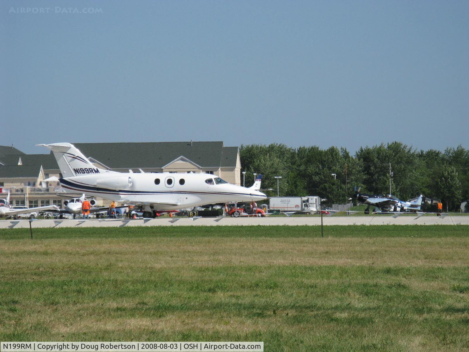 N199RM, 2014 Raytheon Aircraft Company 390 C/N RB-99, Raytheon Beech 390 PREMIER, two Williams FJ44-2A turbofans 2,300 lb st each, takeoff roll Rwy 09