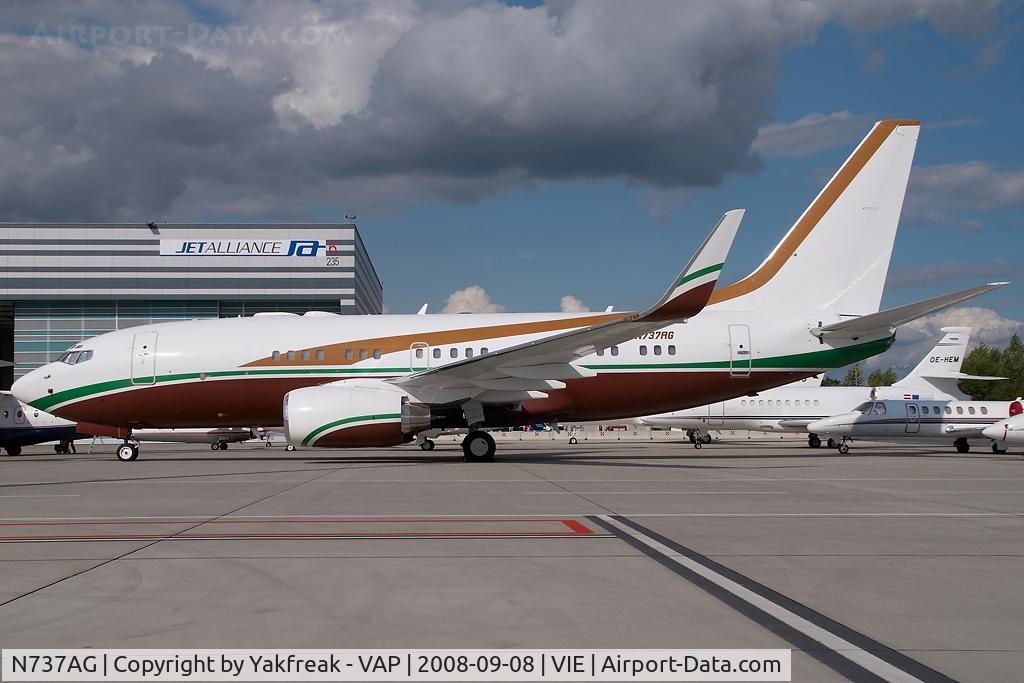 N737AG, 1999 Boeing 737-7BF/BBJ C/N 30496, Boeing 737-700