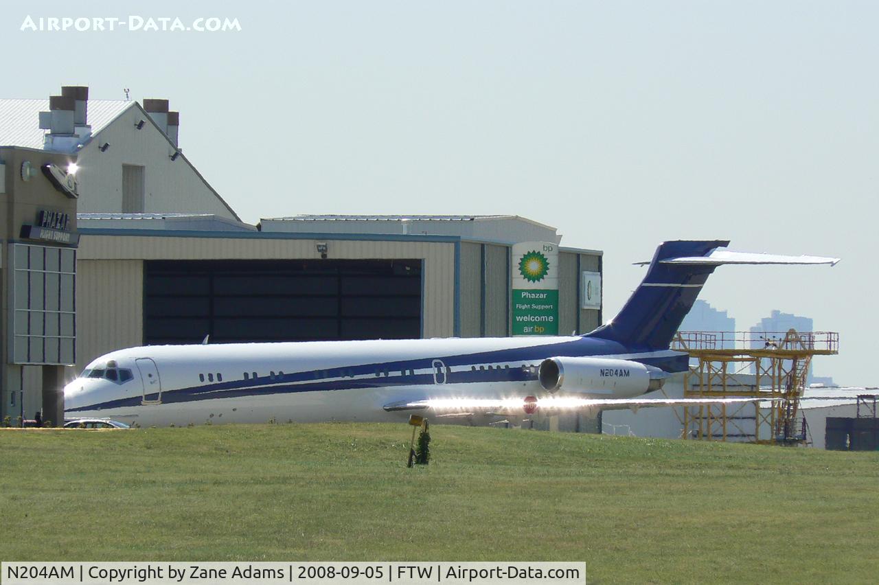 N204AM, 1987 McDonnell Douglas DC-9-87 C/N 49404, At Meacham Field