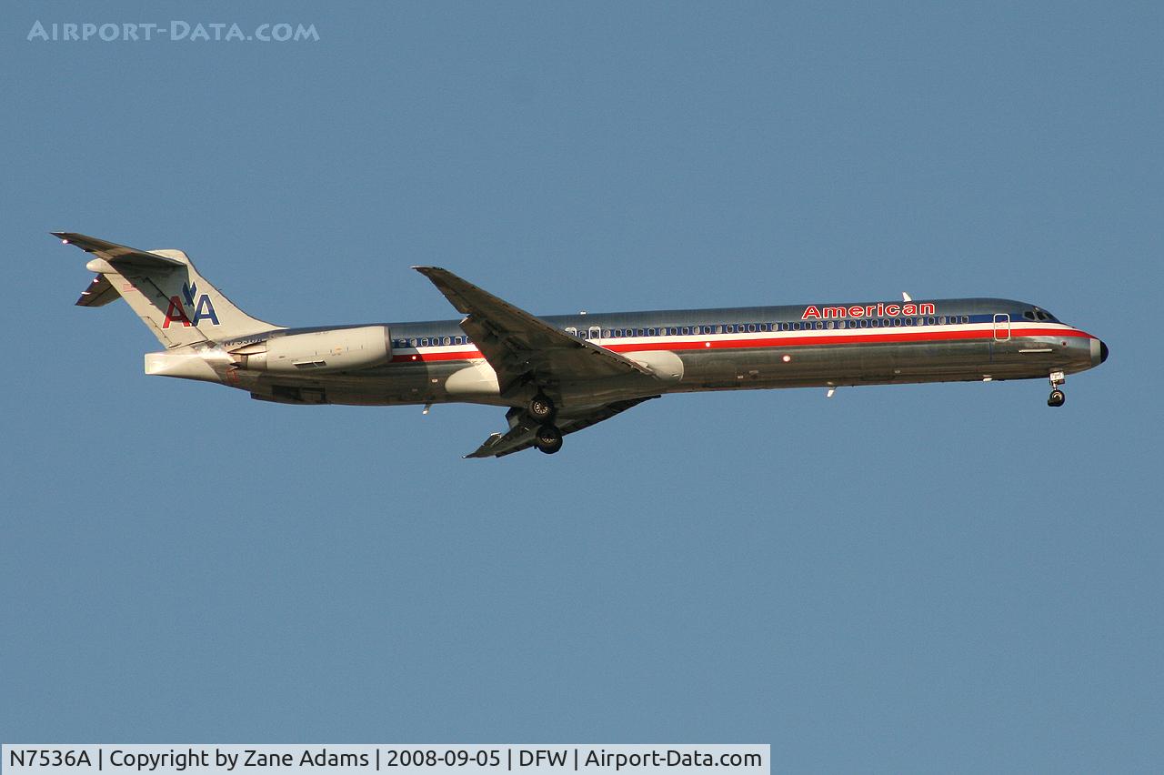 N7536A, 1990 McDonnell Douglas MD-82 (DC-9-82) C/N 49990, Landing 13R at DFW - taken from Southlake Carrol High School football stadium during the Friday night game.