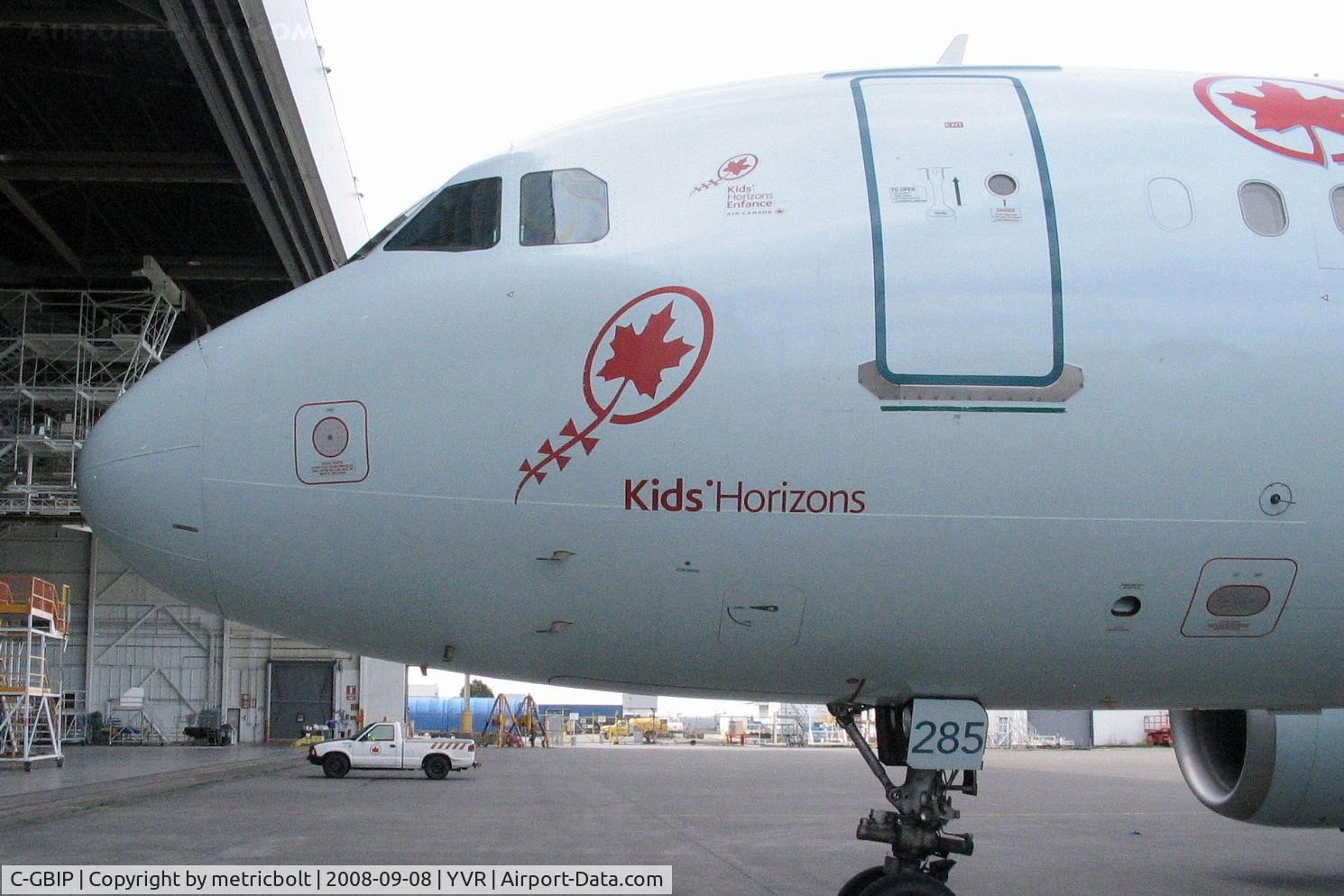 C-GBIP, 1998 Airbus A319-114 C/N 546, Close up of nose
