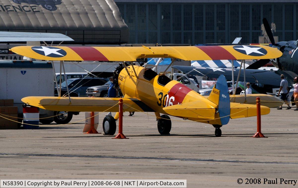 N58390, 1940 Boeing PT-13B C/N 75-870, Fitting markings for a static visitor to Cherry Point MCAS