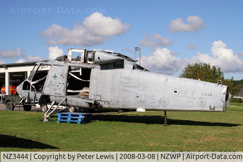 NZ3444, Kaman SH-2F Seasprite C/N 104, RNZN