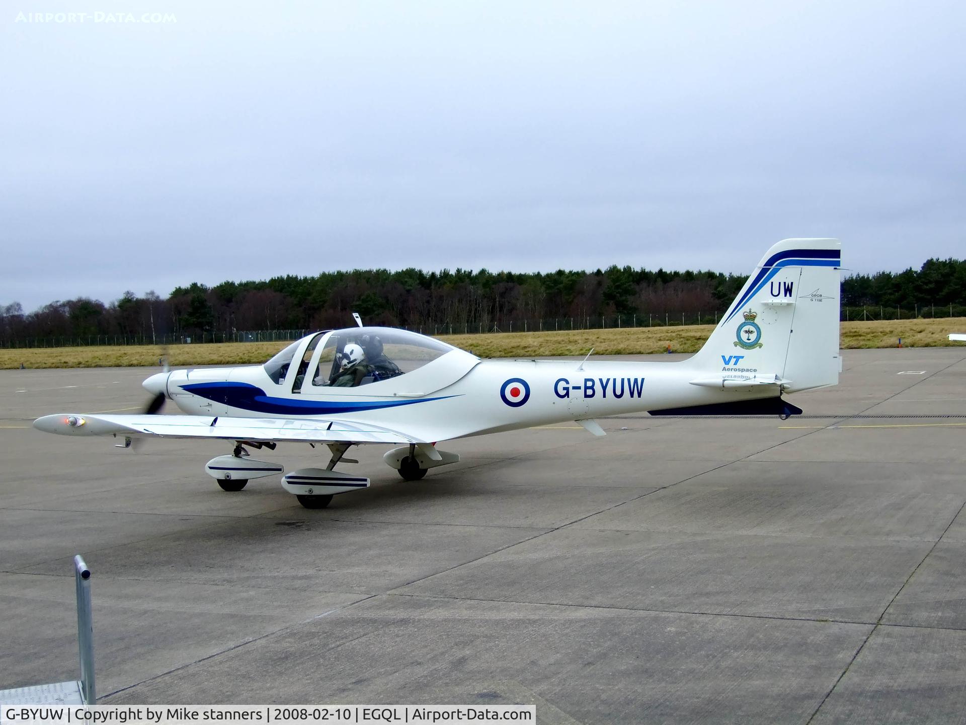 G-BYUW, 1999 Grob G-115E Tutor T1 C/N 82107/E, Tutor from 1EFTS,Seen here at its home base