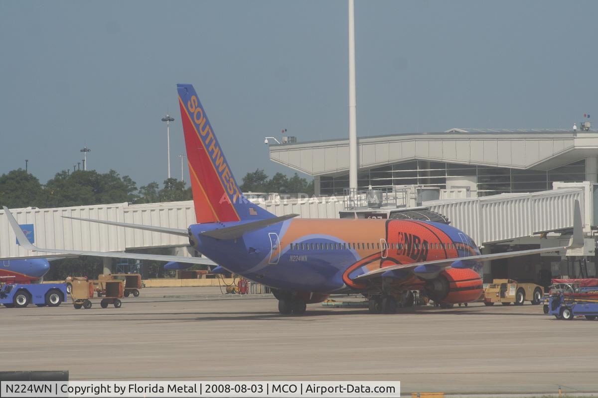 N224WN, 2005 Boeing 737-7H4 C/N 32493, Southwest 