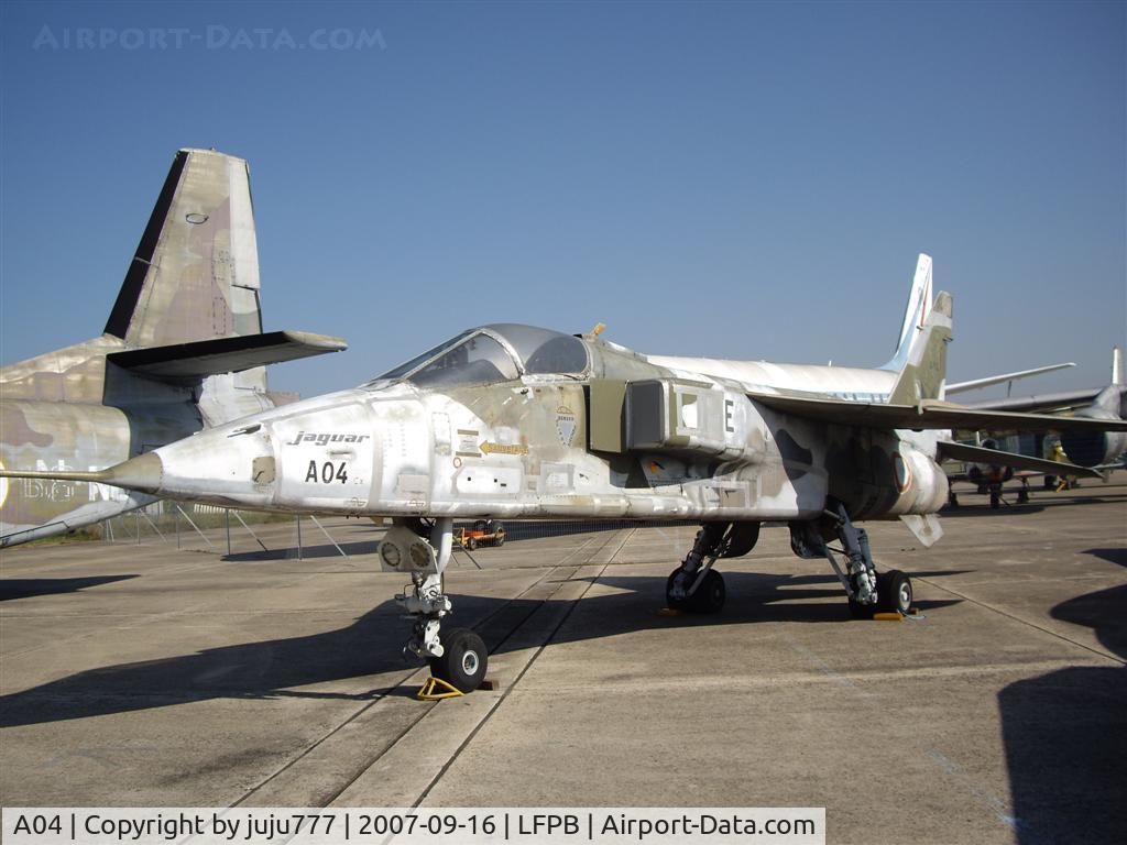 A04, Sepecat Jaguar A C/N A4, on restoration at Dugny