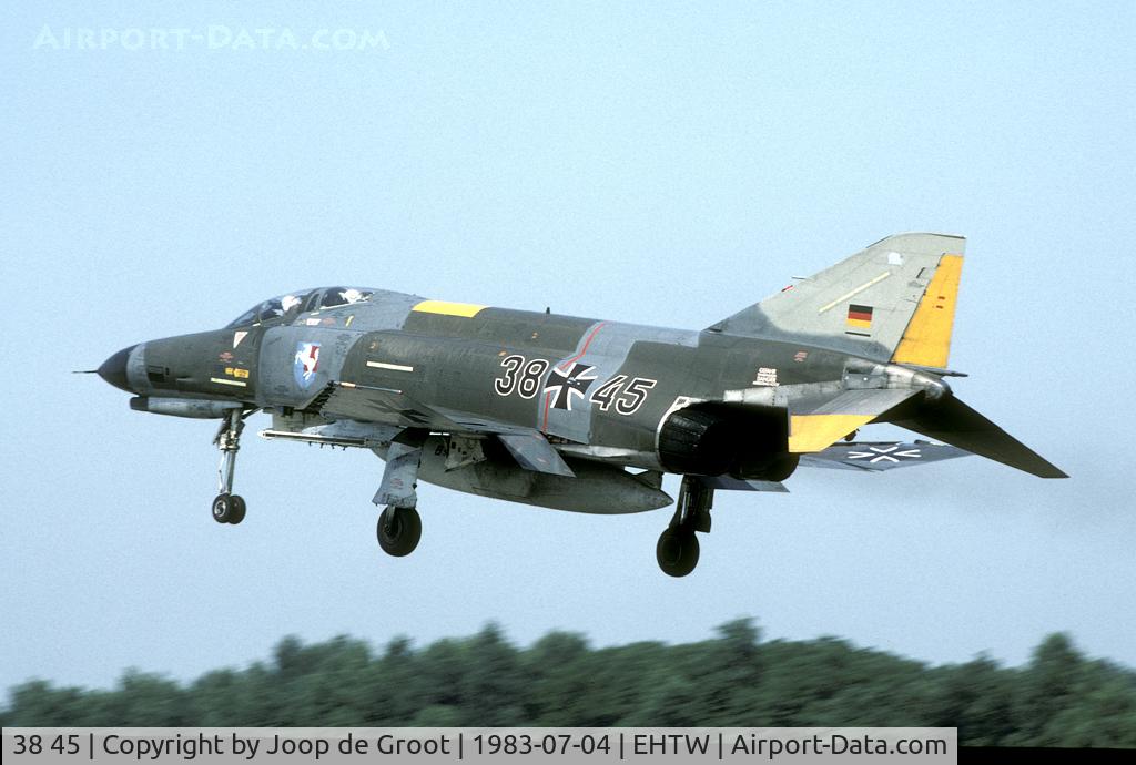 38 45, 1972 McDonnell Douglas F-4F Phantom II C/N 4740, In the early eighties some Phantoms still had their original colours.