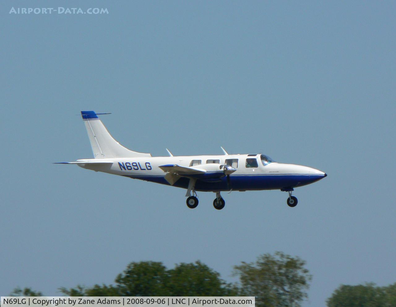 N69LG, 1976 Smith Aerostar 601P C/N 61P-0325-091, At Lancaster, TX