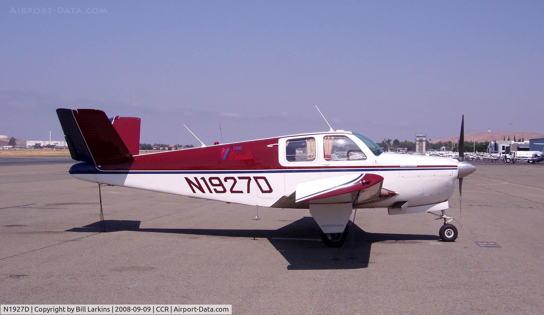 N1927D, 1952 Beech C35 Bonanza C/N D-3199, Visitor