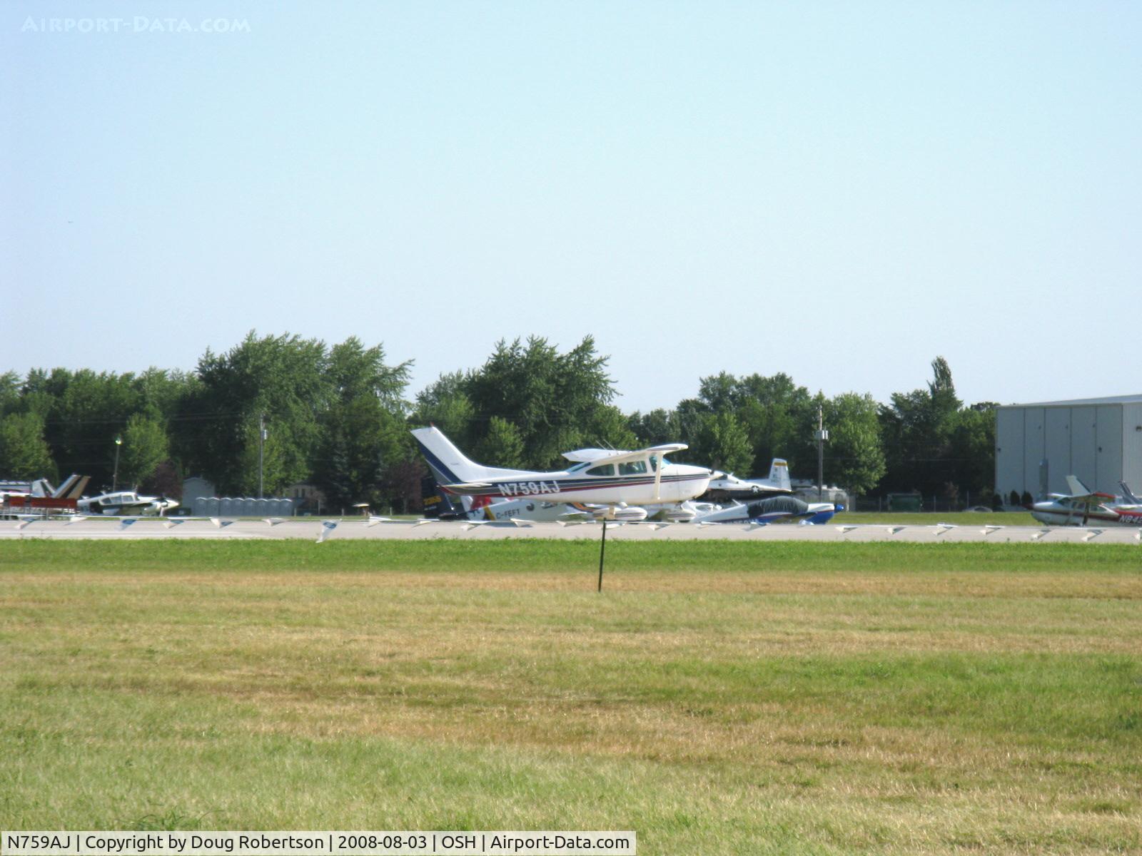 N759AJ, Cessna 182Q Skylane C/N 18265836, Cessna 182Q SKYLANE, ContinentaL O-470-U 230 Hp, takeoff roll Rwy 09