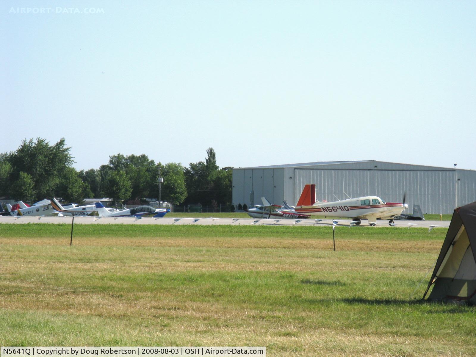 N5641Q, 1965 Mooney M20C Ranger C/N 3019, 1965 Mooney M20C, Lycoming O&VO-360 180 Hp, takeoff roll Rwy 09