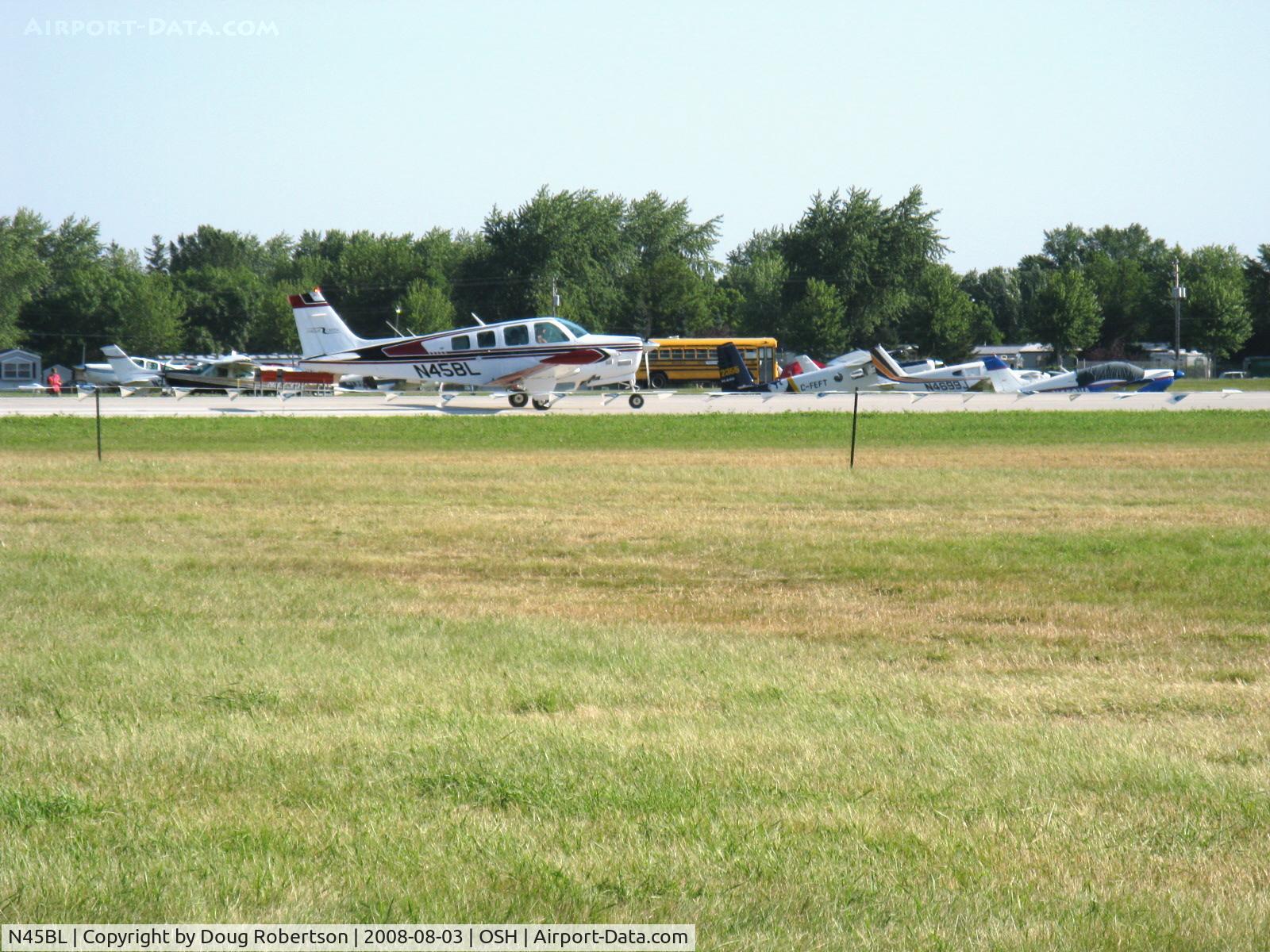 N45BL, 1980 Beech A36TC Bonanza 36 C/N EA-101, 1980 Beech A36TC Turbo BONANZA, Continental TSIO-520-UB 300 Hp, takeoff roll Rwy 09