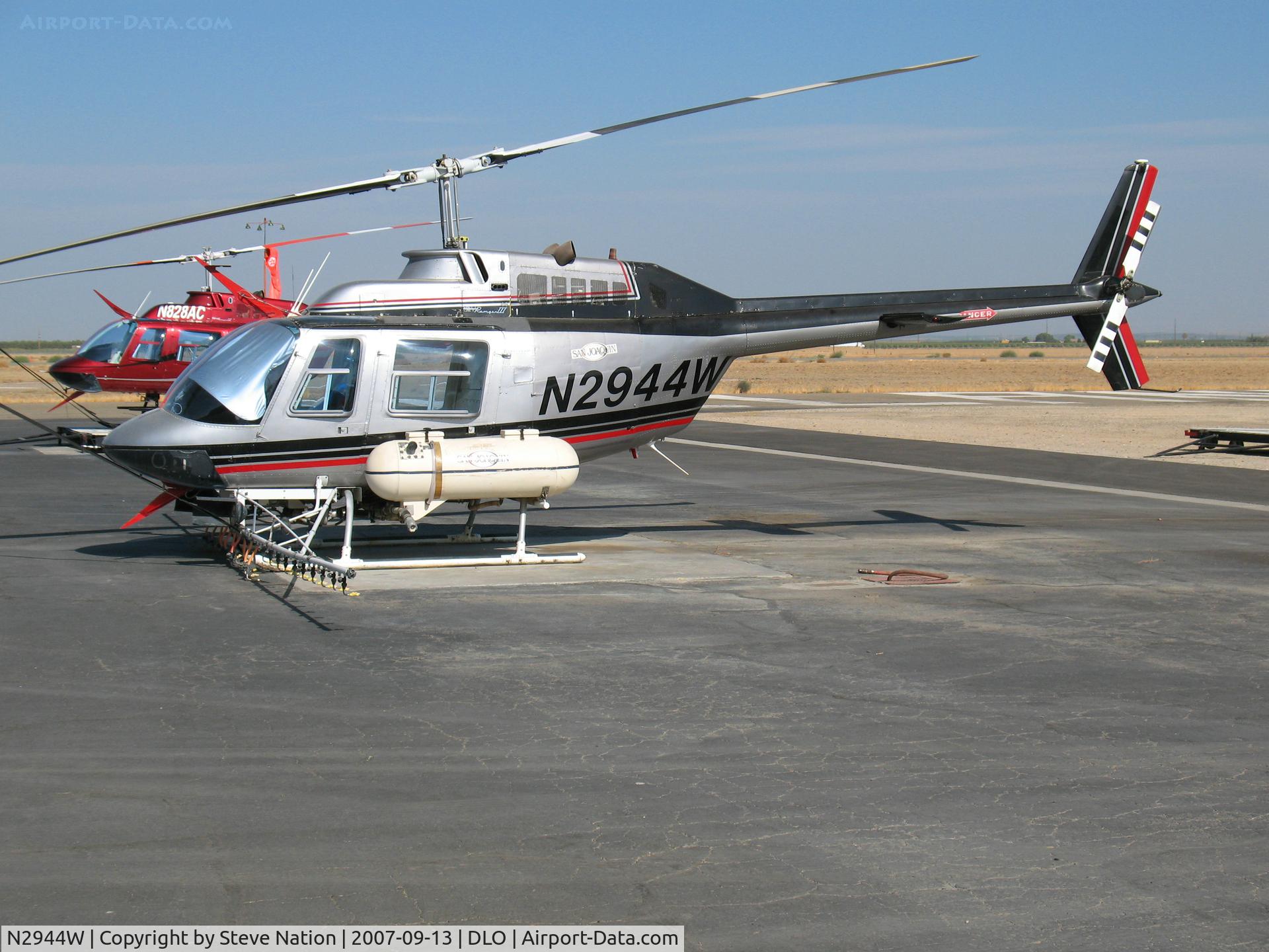 N2944W, 1971 Bell 206B JetRanger III C/N 748, San Joaquin Helicopters 1971 Bell 206B sprayer @ Delano, CA