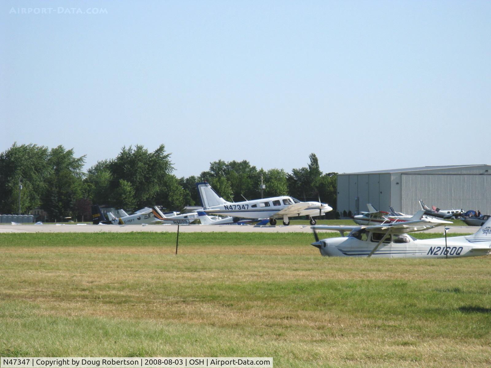 N47347, 1977 Piper PA-34-200T C/N 34-7770387, 1977 Piper PA-34-200T TURBO SENECA II, two Continental TSIO-520-B 285 Hp each, takeoff roll Rwy 09
