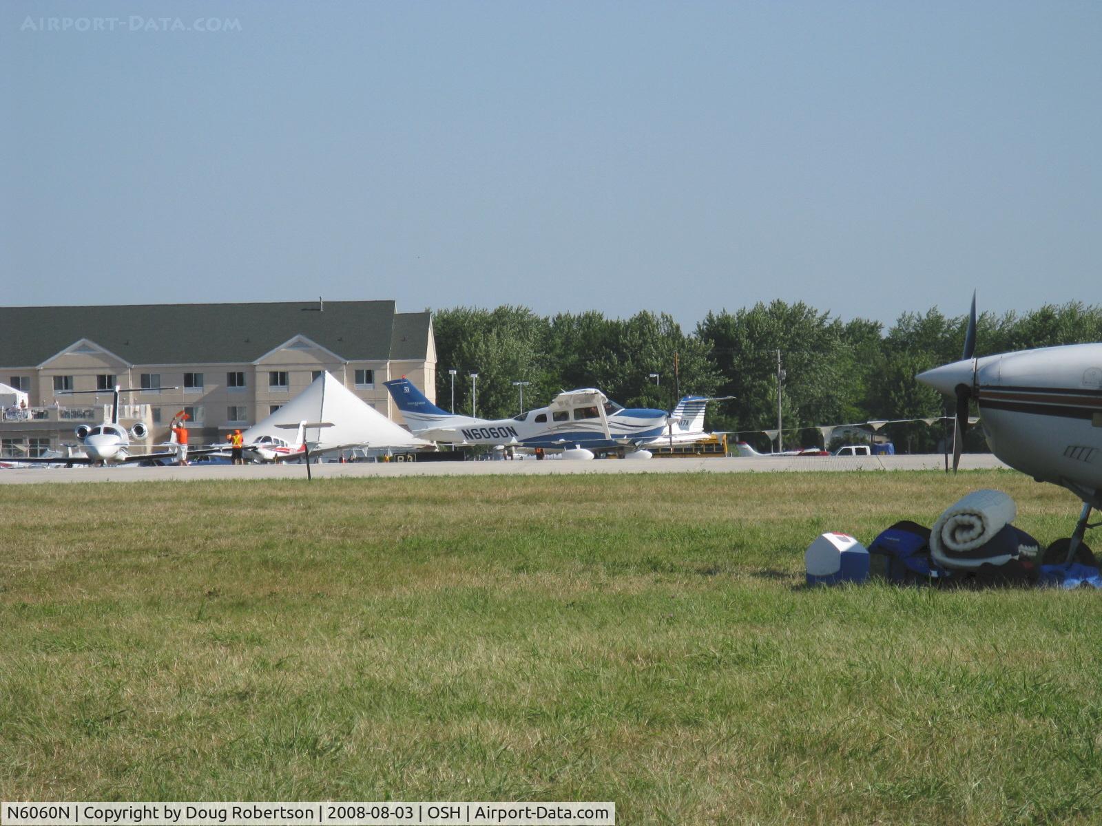 N6060N, 2006 Cessna T206H Turbo Stationair C/N T20608658, 2006 Cessna T206H, TURBO STATIONAIR TC, Lycoming TIO-540-AJ1A 310 Hp, takeoff roll Rwy 09