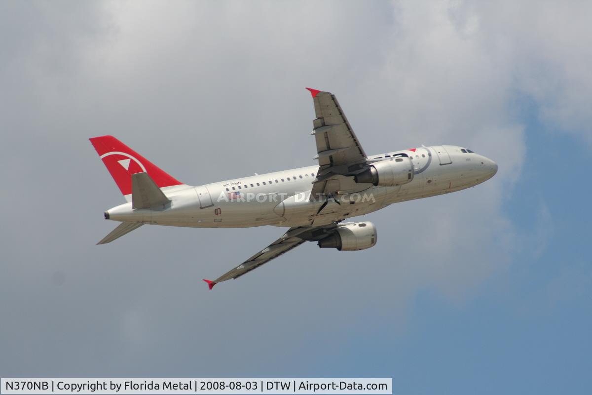 N370NB, 2003 Airbus A319-114 C/N 2087, Northwest A319