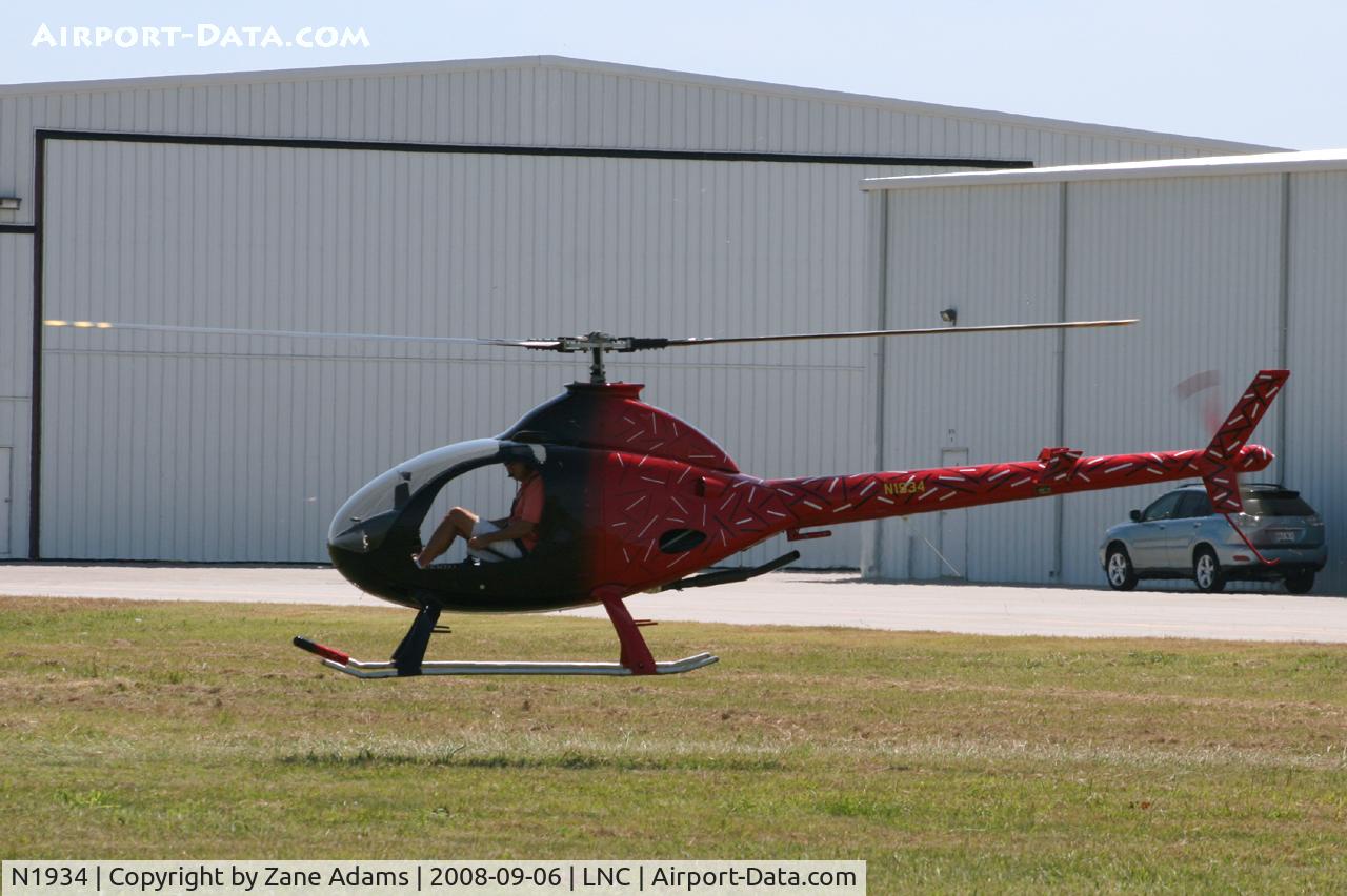 N1934, 2008 Rotorway Exec 162F C/N 6294, At Lancaster, TX