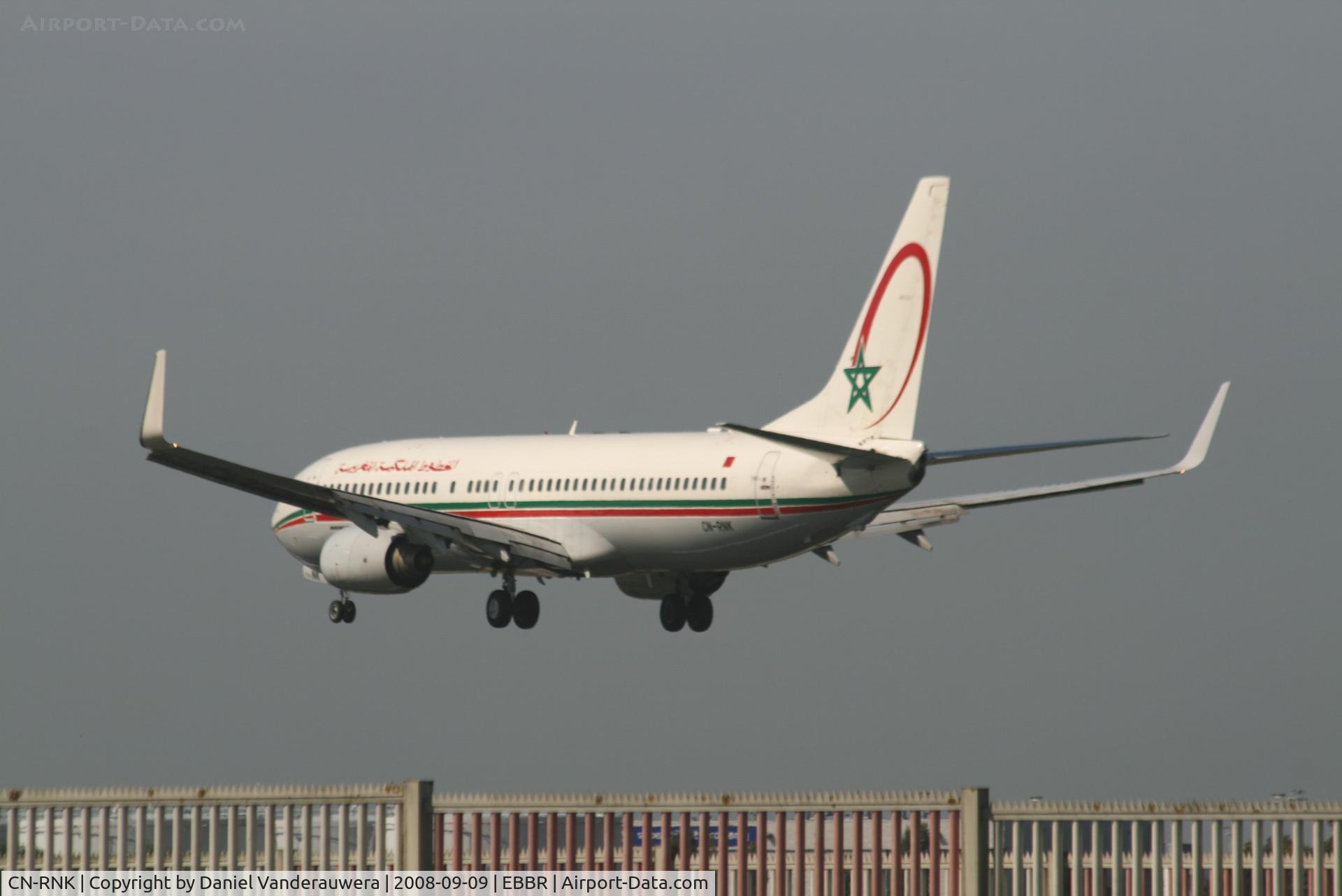 CN-RNK, 1998 Boeing 737-8B6 C/N 28981, flight AT838 is descending to rwy 25L