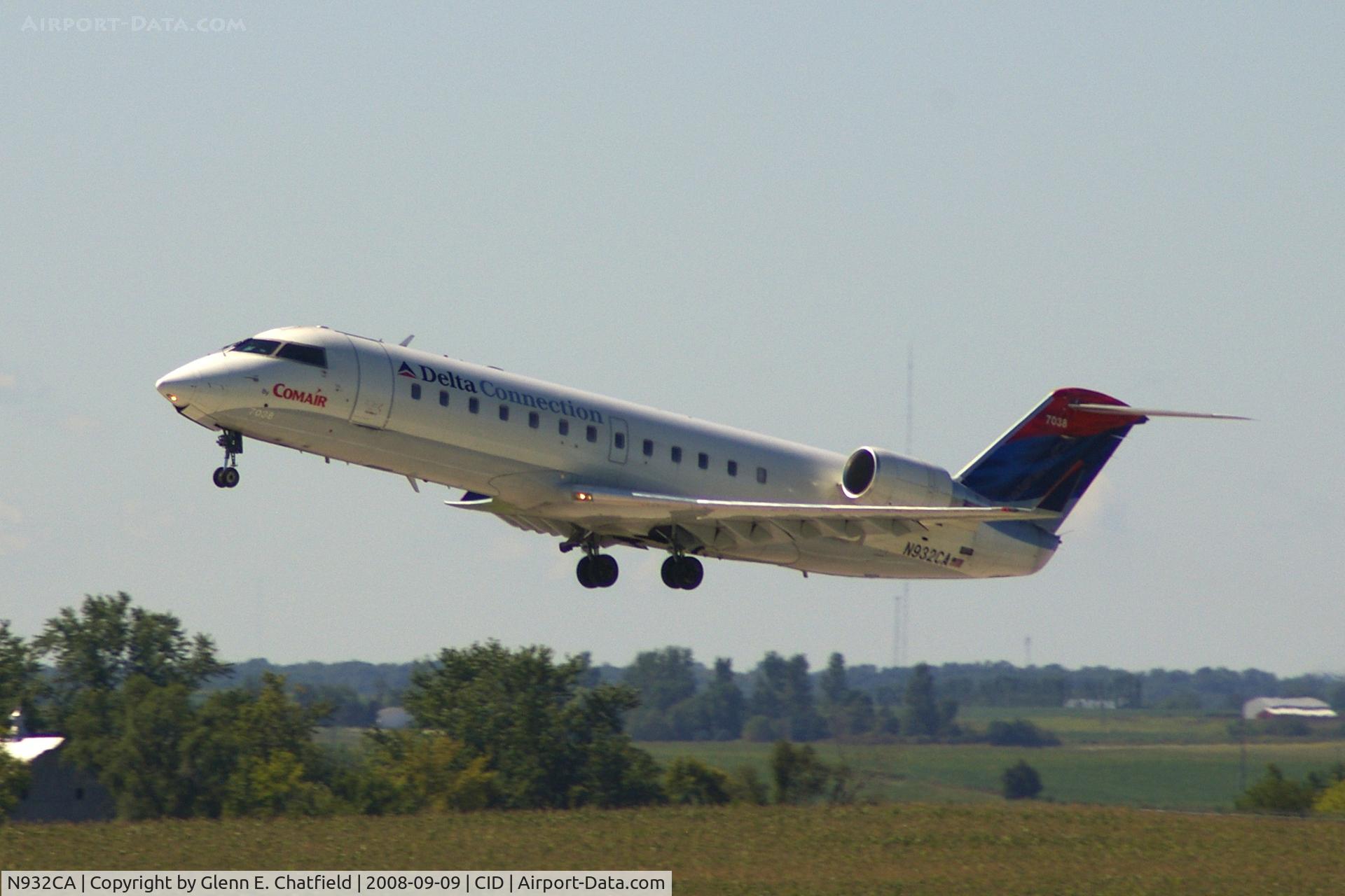 N932CA, 1994 Canadair CRJ-100ER (CL-600-2B19) C/N 7038, Departing Runway 9