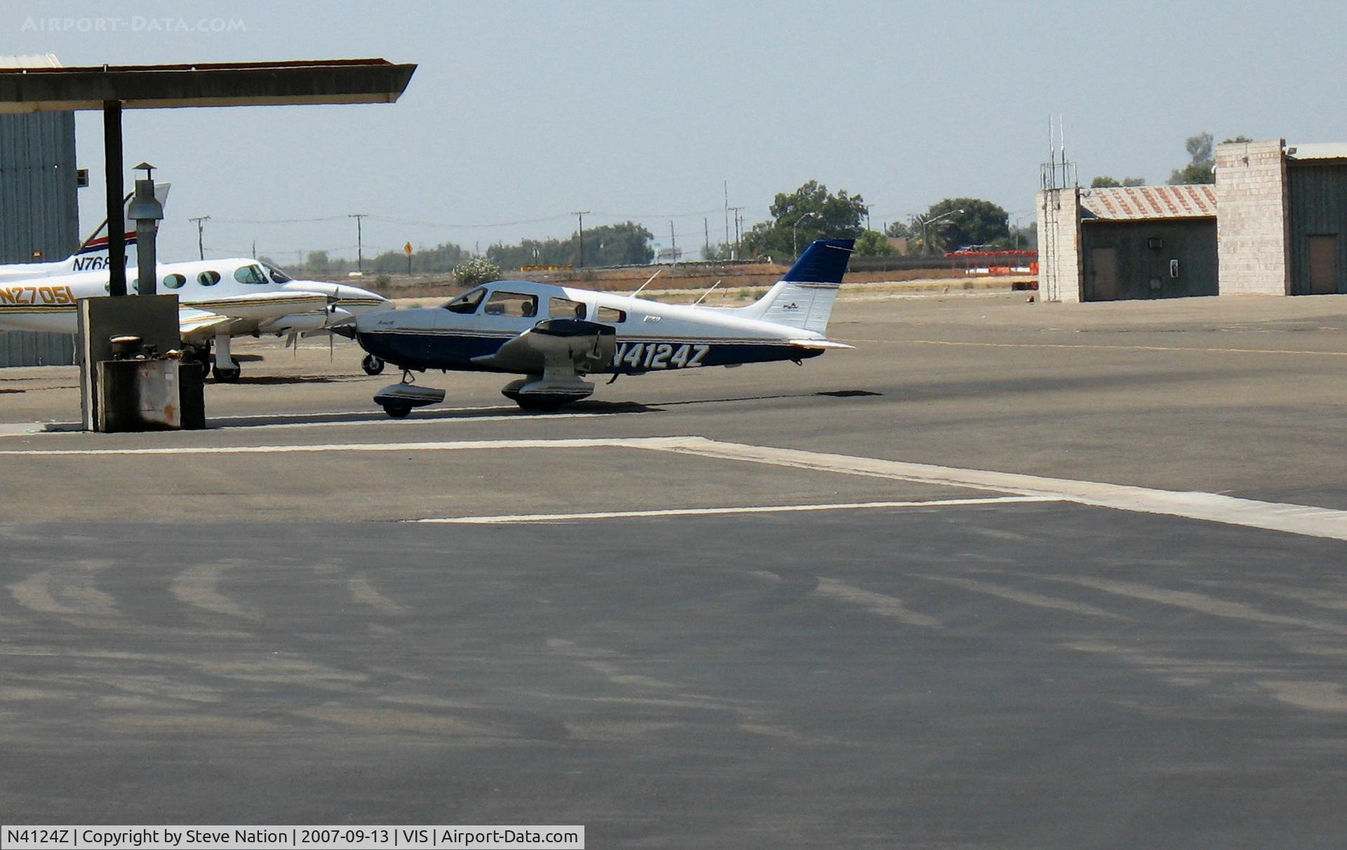 N4124Z, 1998 Piper PA-28-181 C/N 2843187, 1998 Piper PA-28-181 @ Visalia, CA