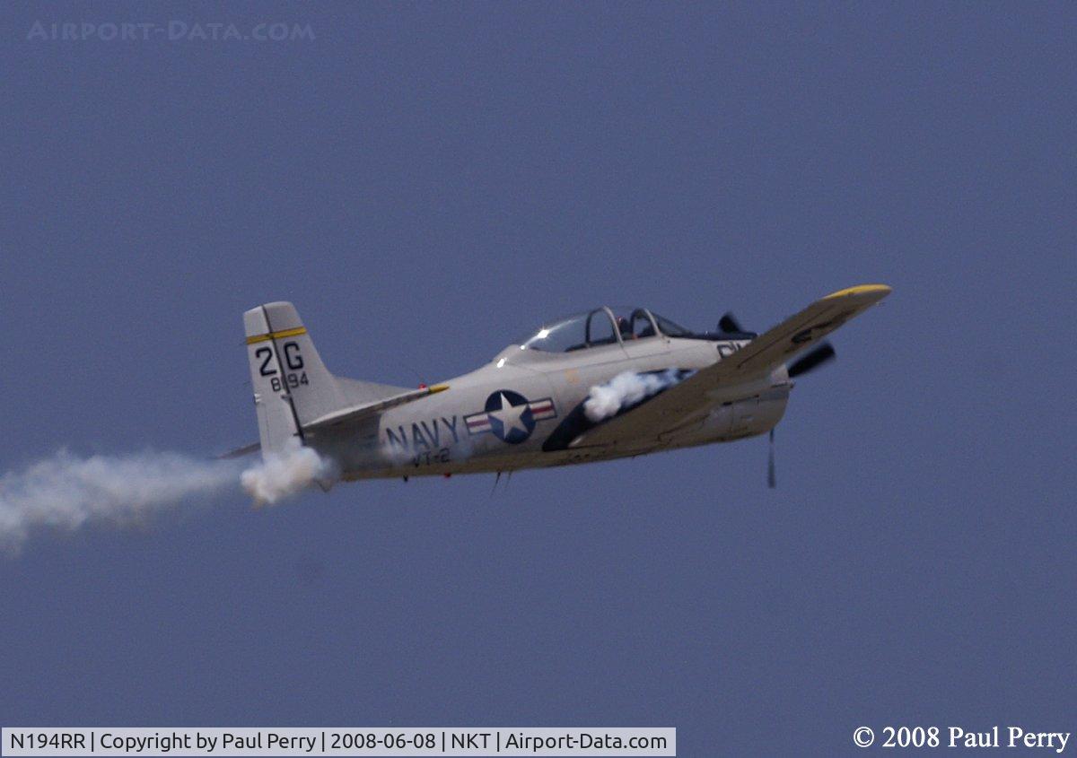 N194RR, North American T-28B Trojan C/N 200-265 (138194), Climbing a bit before her rolls