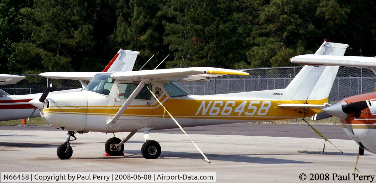 N66458, 1974 Cessna 150M C/N 15076062, Another of the college birds