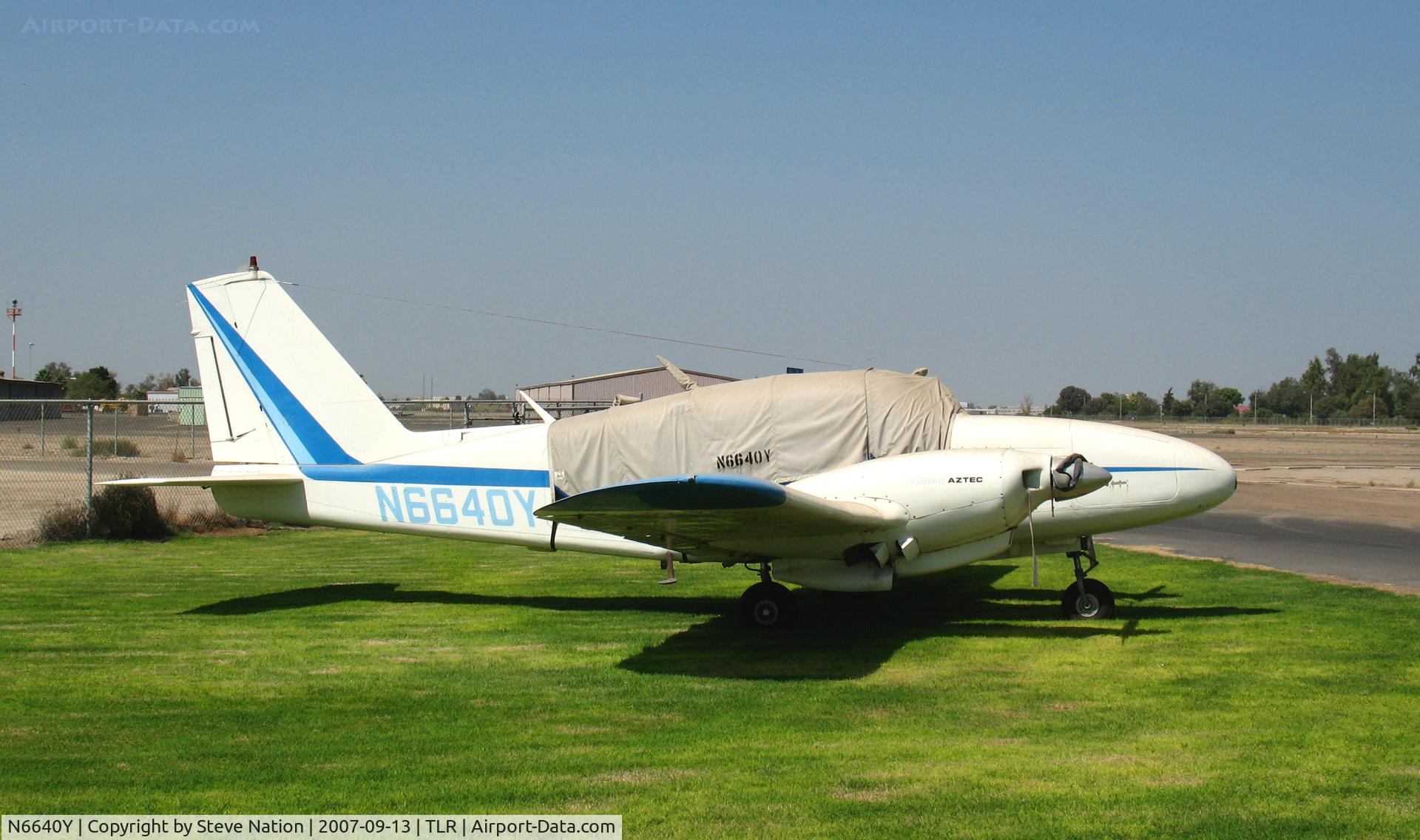 N6640Y, 1968 Piper PA-23-250 C/N 27-3954, 1998 Piper PA-28-181 @ Visalia, CA