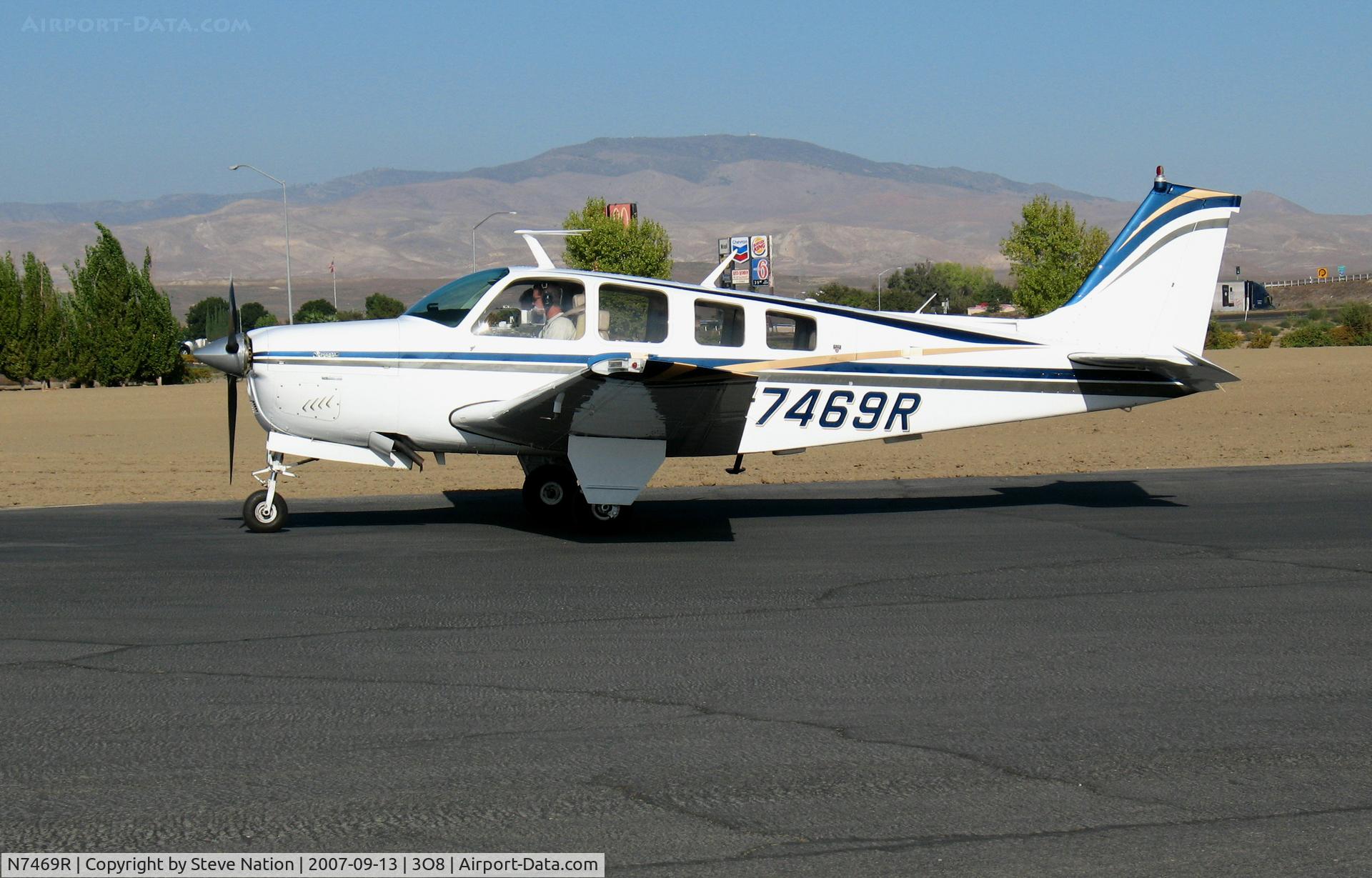 N7469R, 1978 Beech A36 Bonanza 36 C/N E-1263, 1978 Beech A36 @ Harris Ranch, CA