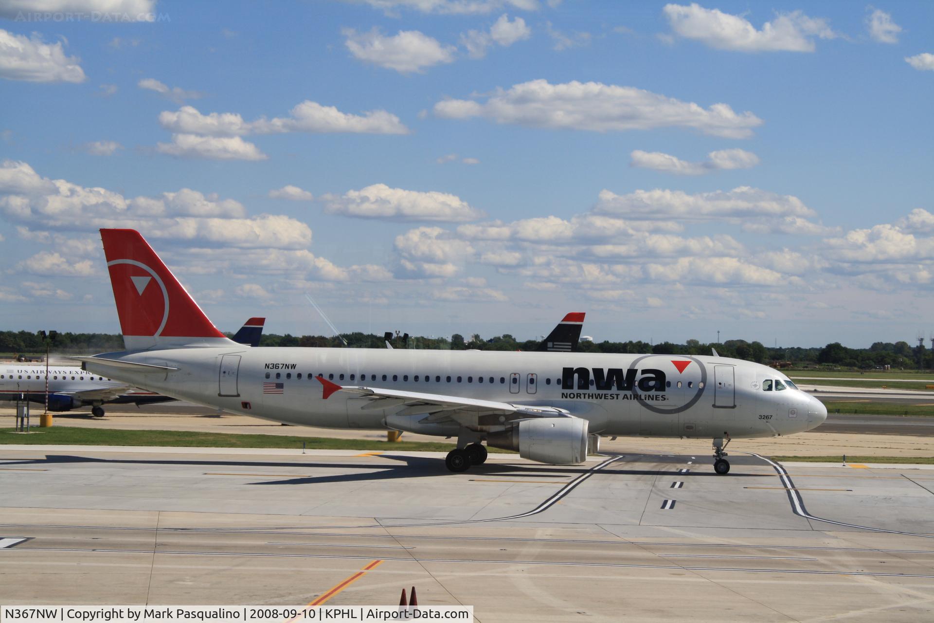 N367NW, 1999 Airbus A320-212 C/N 0988, Airbus A320