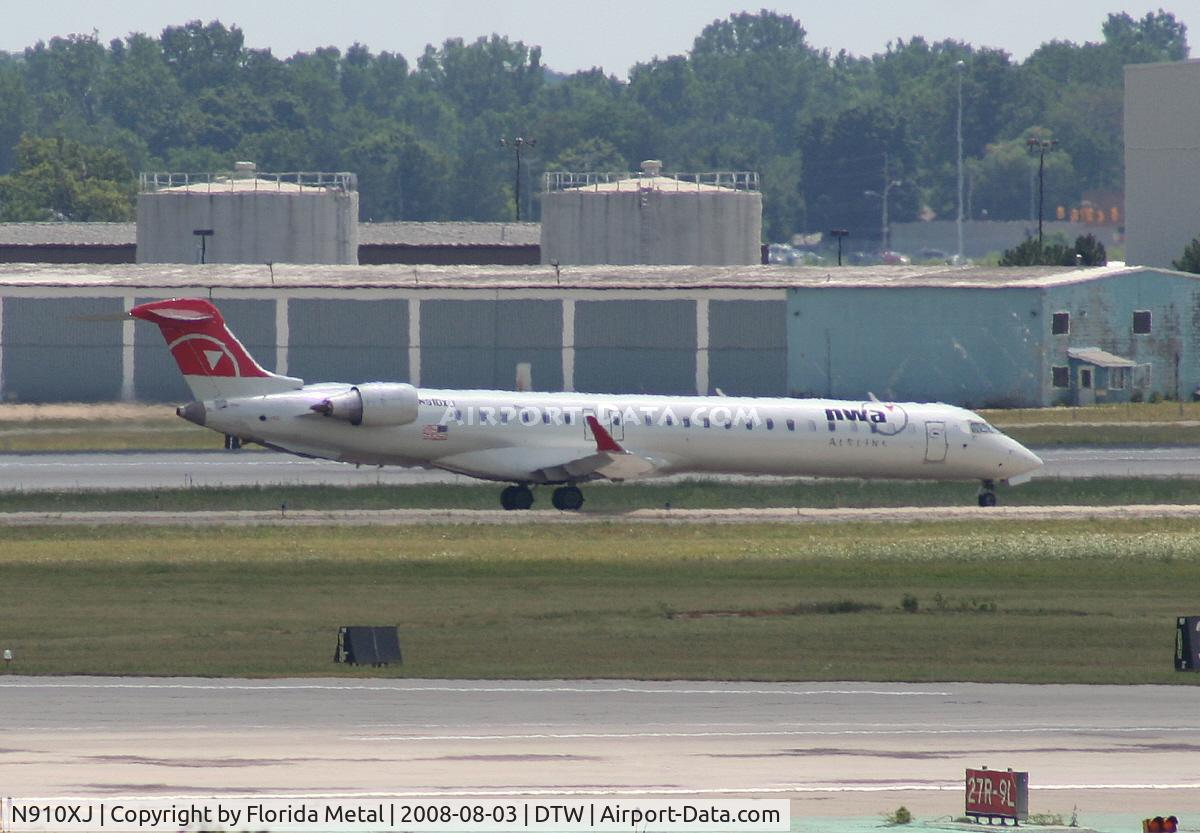 N910XJ, 2007 Bombardier CRJ-900ER (CL-600-2D24) C/N 15143, Mesaba CRJ-900