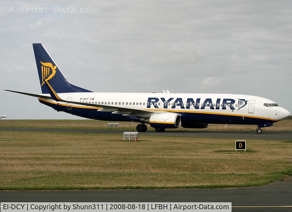 EI-DCY, 2004 Boeing 737-8AS C/N 33570, Arriving from flight and rolling to the terminal...