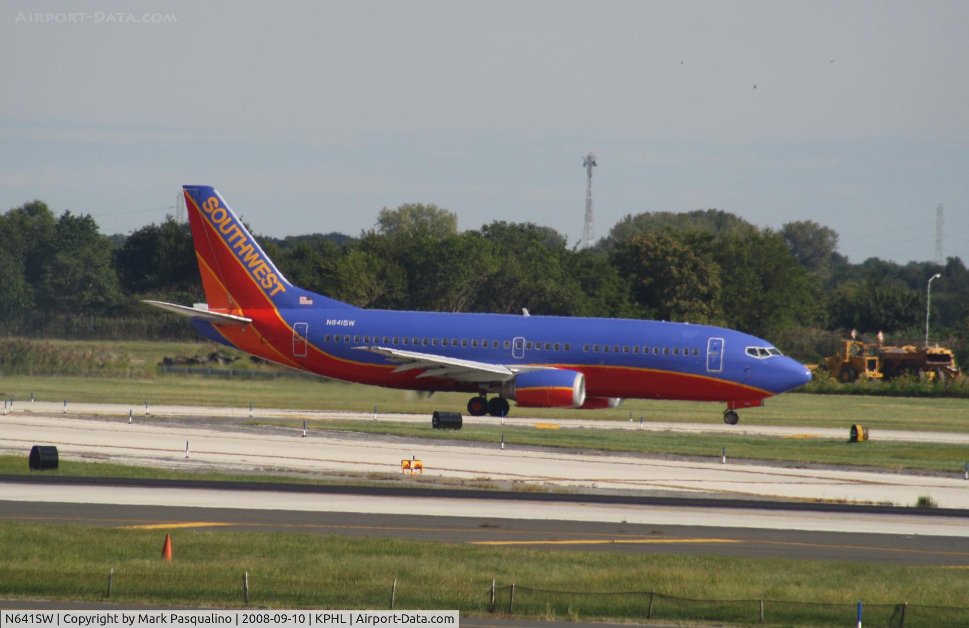 N641SW, 1996 Boeing 737-3H4 C/N 27714, Boeing 737-300