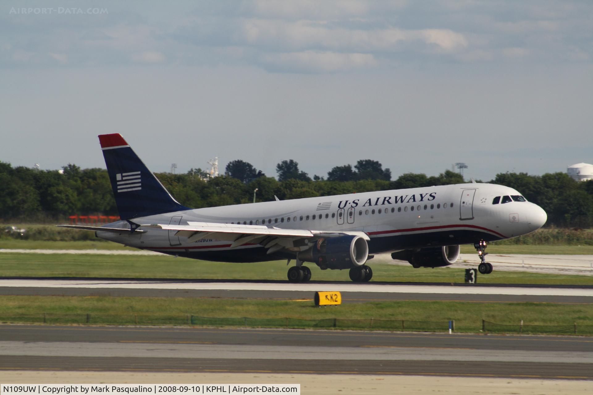 N109UW, 1999 Airbus A320-214 C/N 1065, Airbus A320